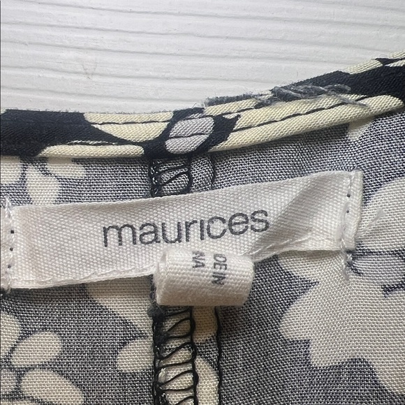 Maurice’s Kimono Daisy Print Black & White Floral Size Medium - Picture 2 of 14